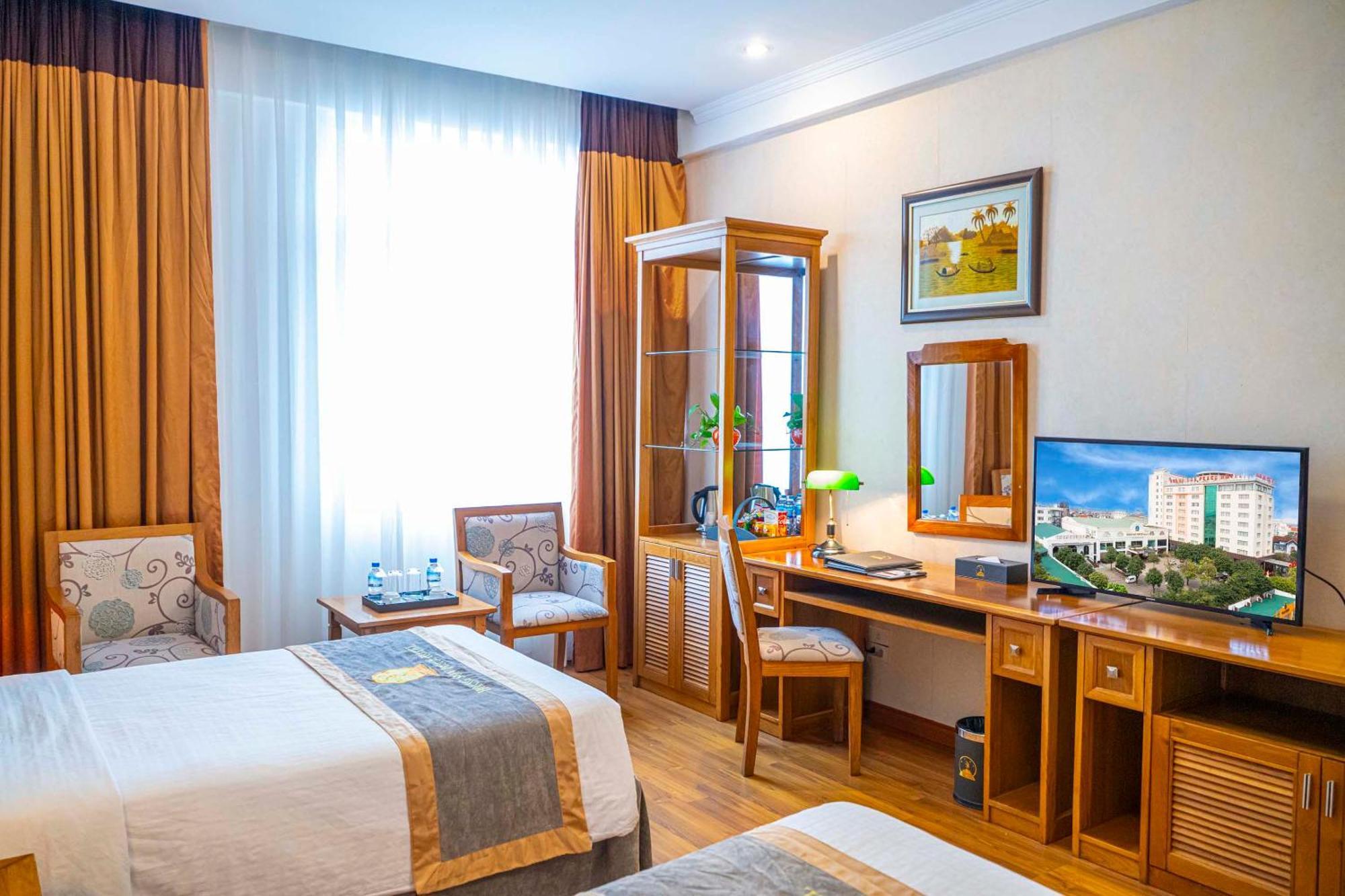Hoang Son Peace Hotel Ниньбинь Экстерьер фото
