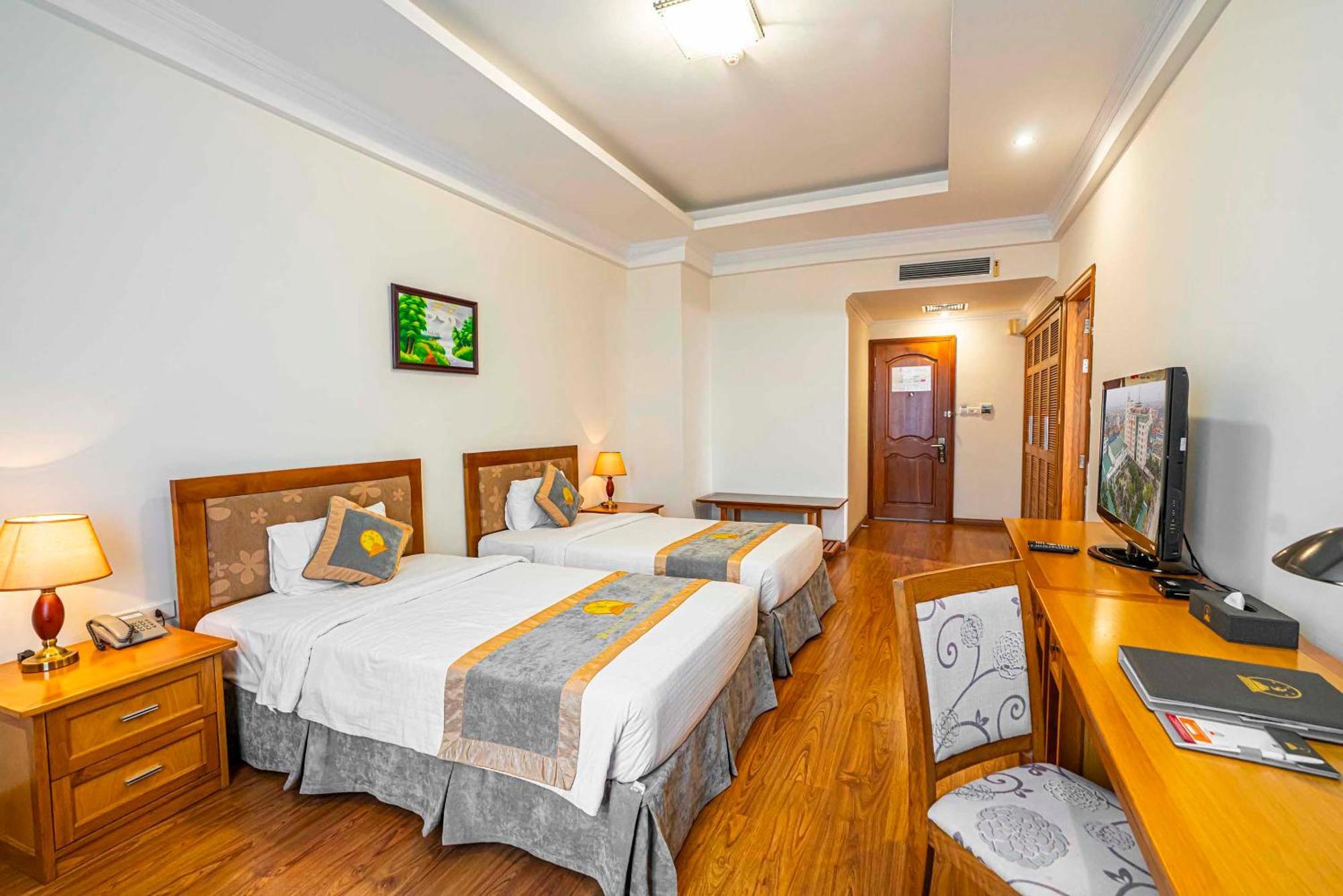 Hoang Son Peace Hotel Ниньбинь Экстерьер фото