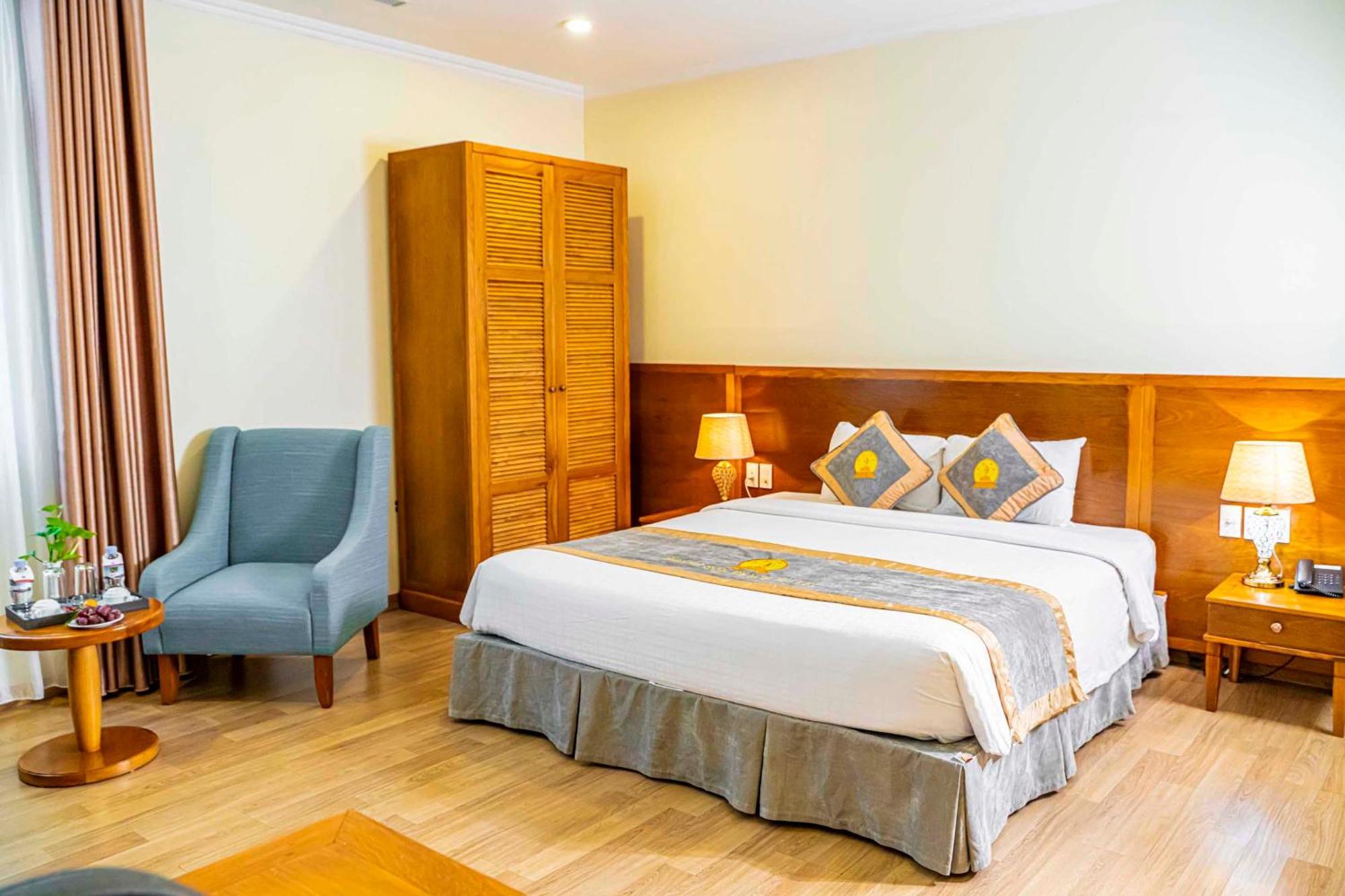 Hoang Son Peace Hotel Ниньбинь Экстерьер фото