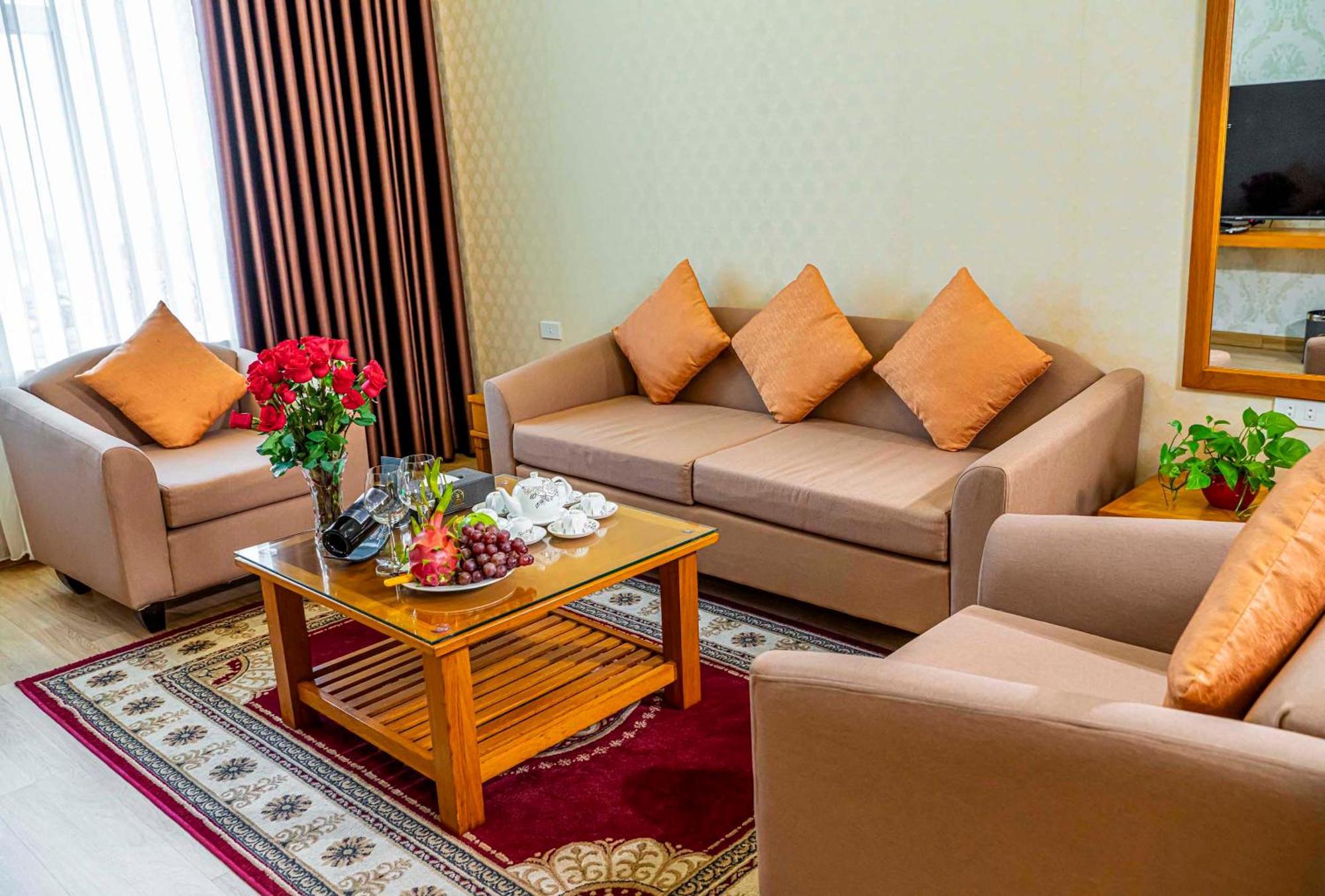 Hoang Son Peace Hotel Ниньбинь Экстерьер фото