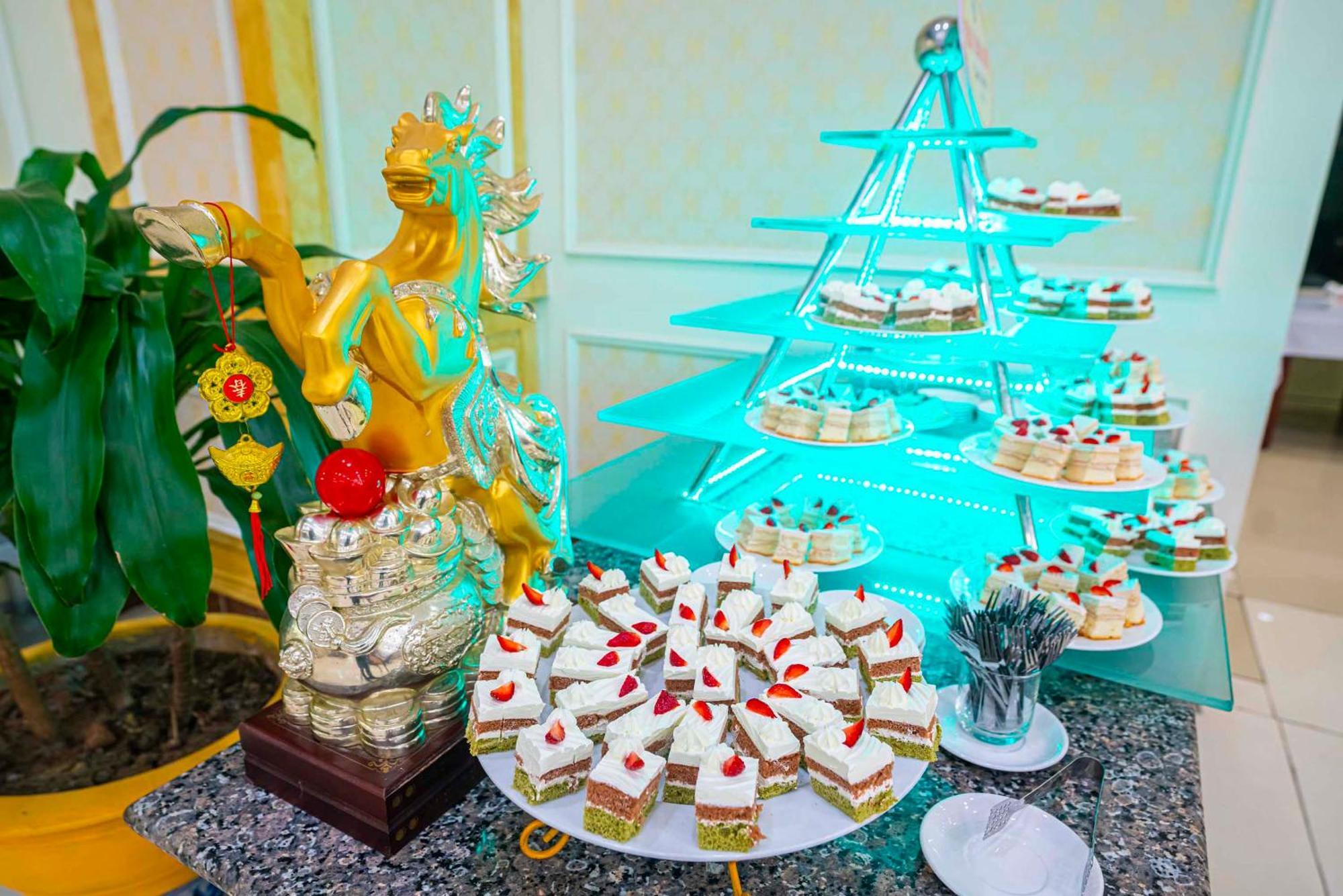 Hoang Son Peace Hotel Ниньбинь Экстерьер фото