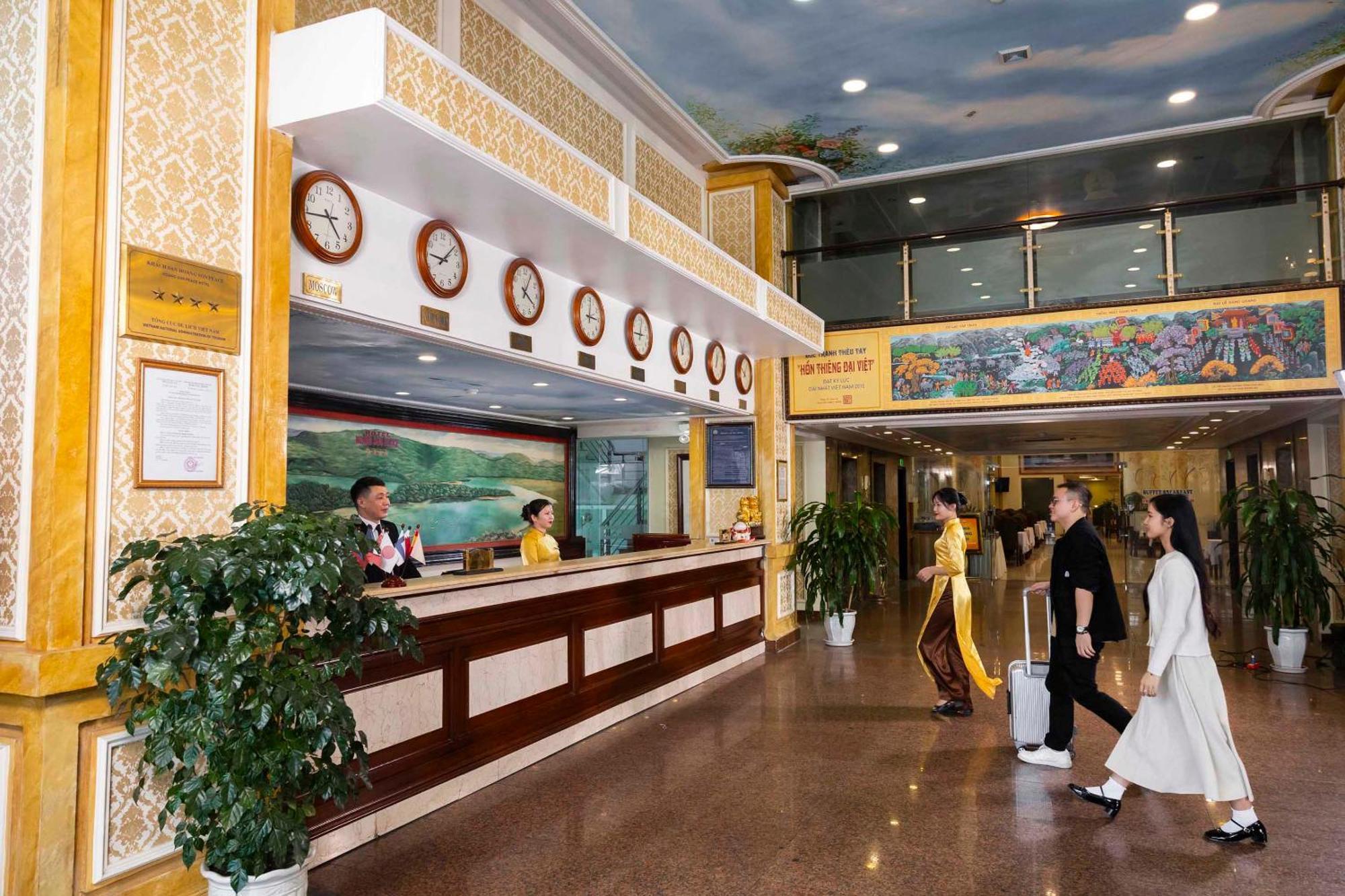 Hoang Son Peace Hotel Ниньбинь Экстерьер фото