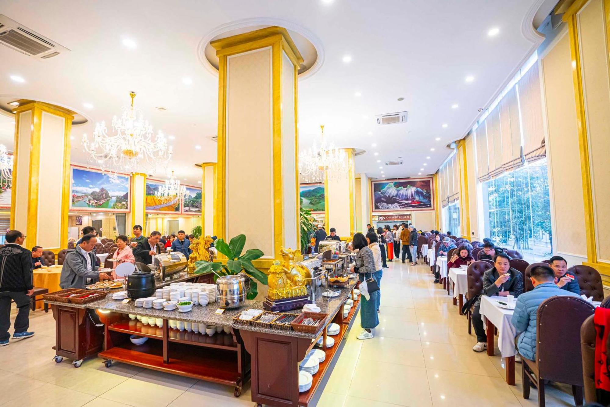 Hoang Son Peace Hotel Ниньбинь Экстерьер фото